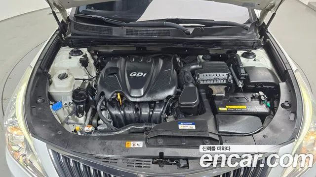 Hyundai Grandeur 2014 thumb 6