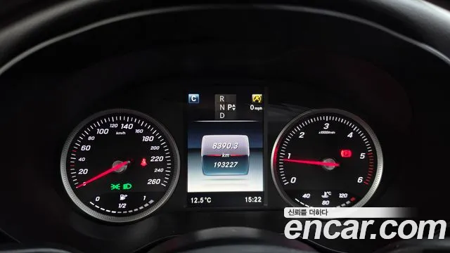 Mercedes-Benz C-Класс 2015 thumb 8