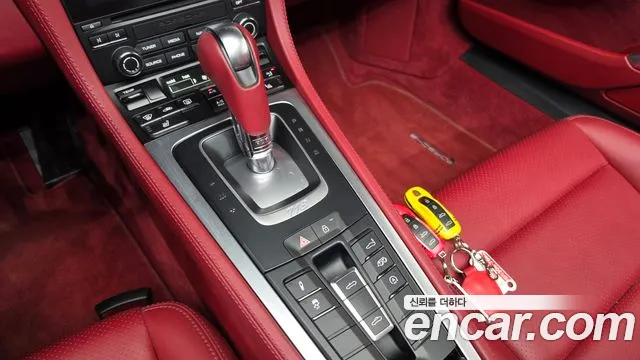 Porsche Cayman 2022 thumb 8
