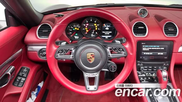 Porsche Cayman 2022 thumb 10