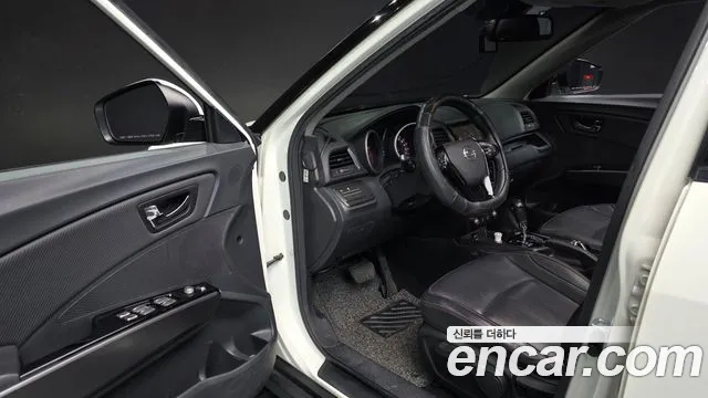 KG_Mobility_Ssangyong TIBOLI 2018 thumb 10