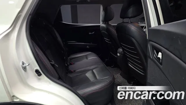 KG_Mobility_Ssangyong TIBOLI 2018 thumb 11