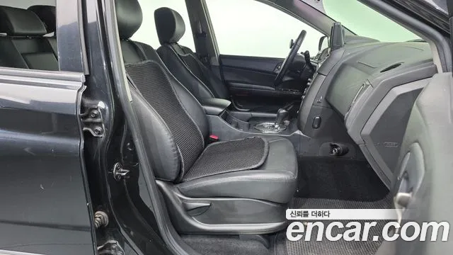KG_Mobility_Ssangyong KORANDO 2017 thumb 11