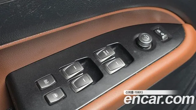 KG_Mobility_Ssangyong Rexton 2020 thumb 12