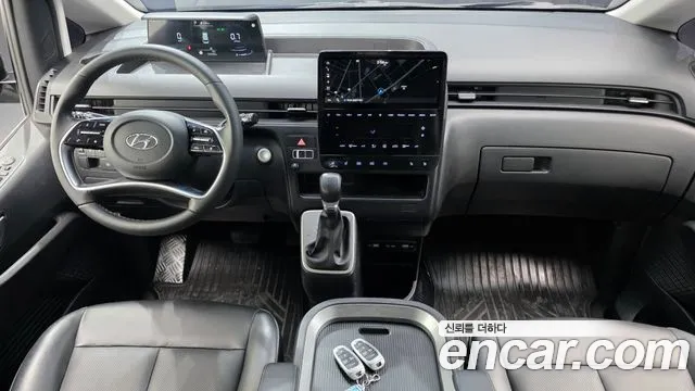 Hyundai Staria 2021 thumb 6
