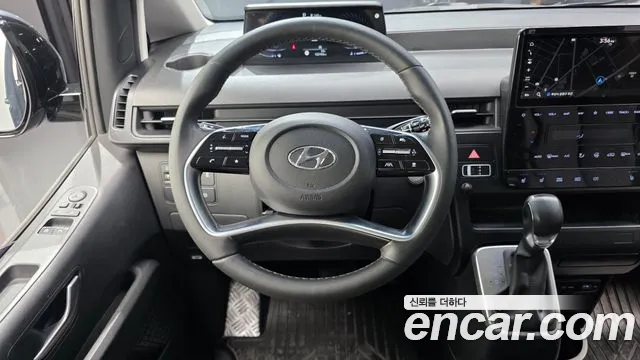 Hyundai Staria 2021 thumb 12