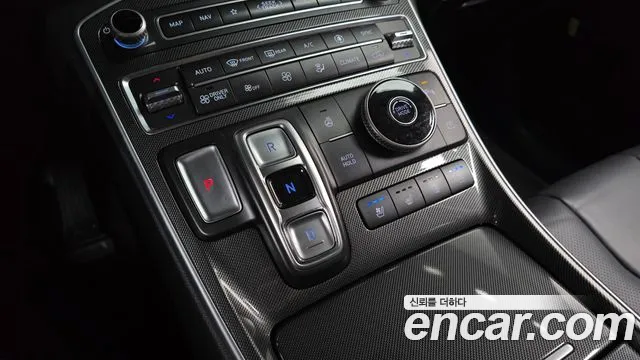 Hyundai Santa Fe 2022 thumb 9
