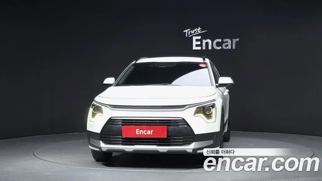 Kia Niro 2022 thumb 3