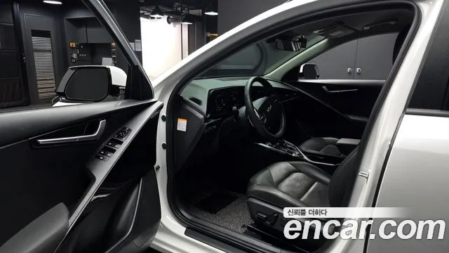 Kia Niro 2022 thumb 10