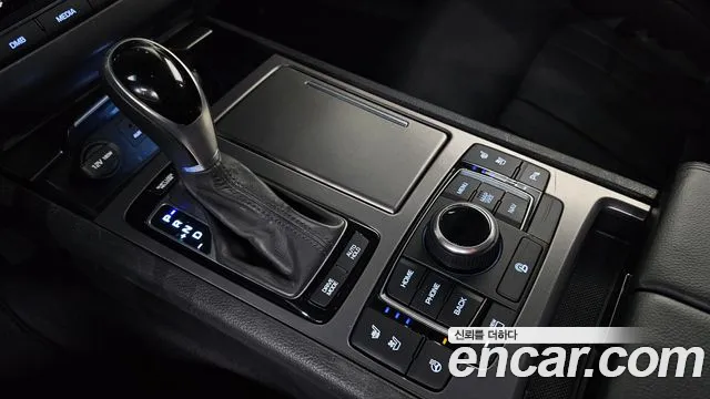 Hyundai Genesis 2016 thumb 9