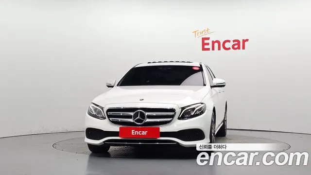Mercedes-Benz E-Класс 2020 thumb 3