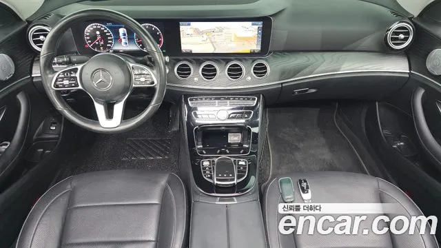 Mercedes-Benz E-Класс 2020 thumb 7
