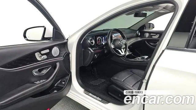 Mercedes-Benz E-Класс 2020 thumb 10