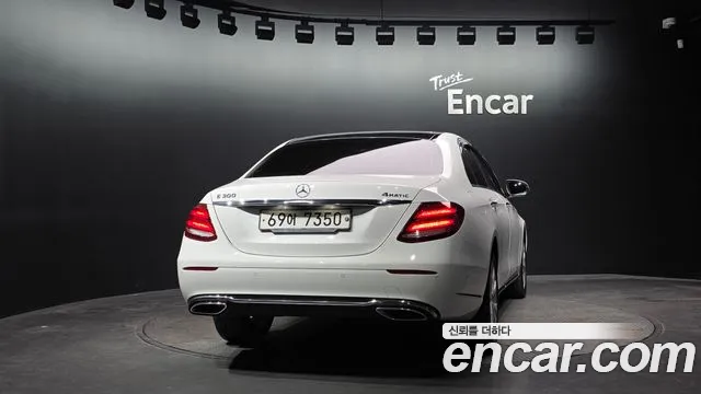 Mercedes-Benz E-Класс 2019 thumb 4