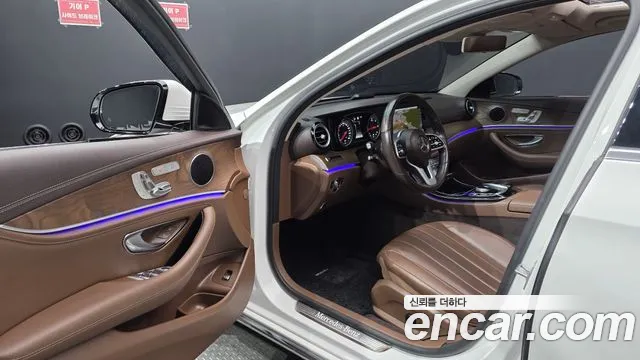 Mercedes-Benz E-Класс 2019 thumb 10