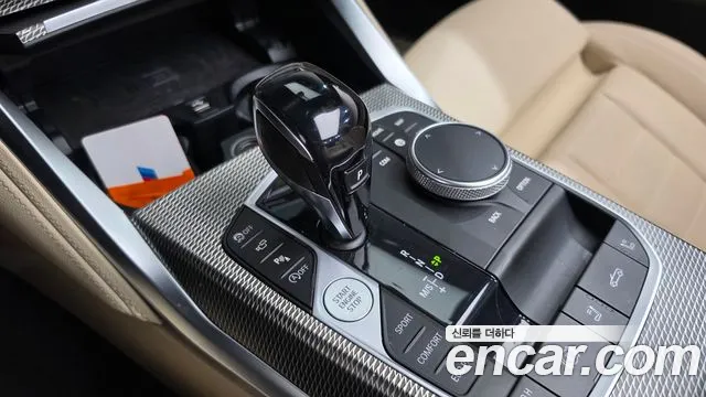 BMW 4-Series 2021 thumb 9
