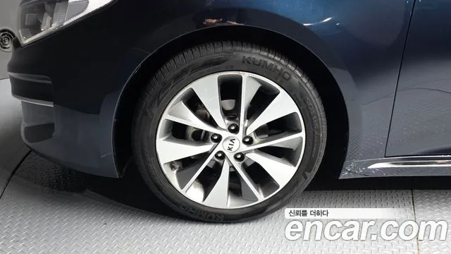 Kia K5 2017 thumb 5