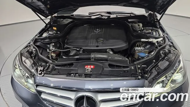 Mercedes-Benz E-Класс 2014 thumb 5