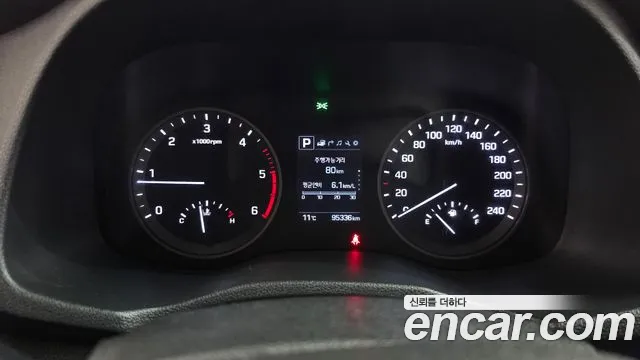 Hyundai Tucson 2016 thumb 8
