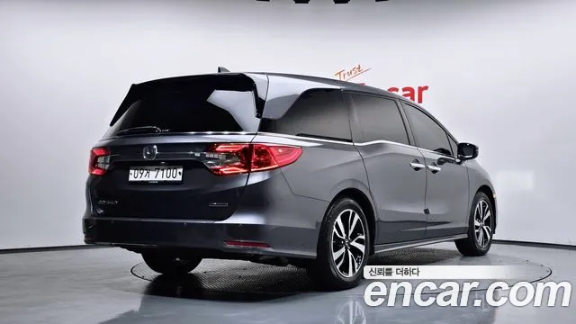 Honda Odyssey 2017 thumb 2