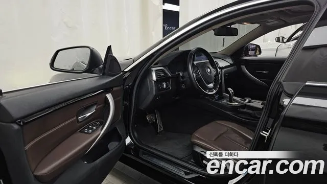 BMW 4-Series 2020 thumb 10