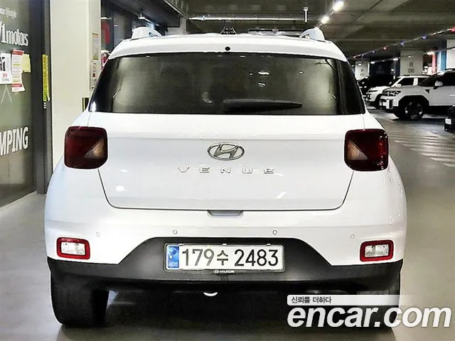 Hyundai Venue 2021 thumb 5