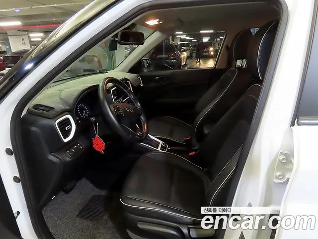 Hyundai Venue 2021 thumb 6