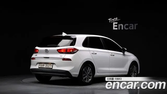 Hyundai i30 2017 thumb 2