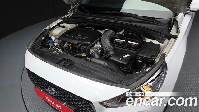 Hyundai i30 2017 thumb 6