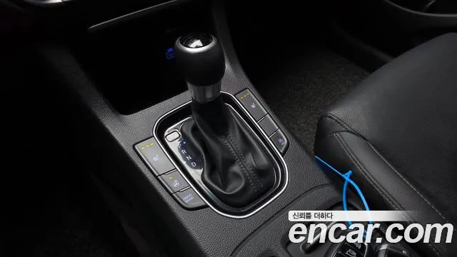 Hyundai i30 2017 thumb 9