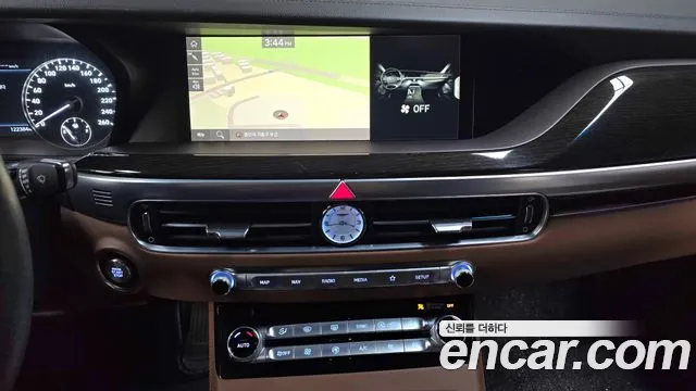 Genesis G90 2020 thumb 12