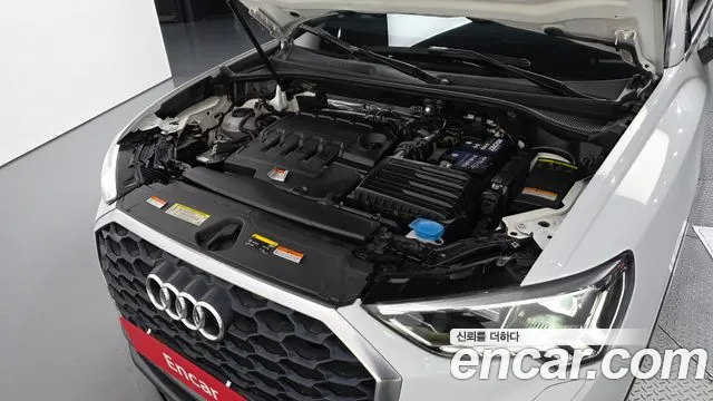 Audi Q3 2020 thumb 5