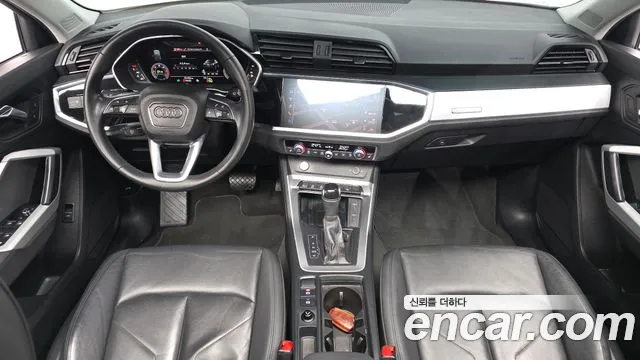 Audi Q3 2020 thumb 6