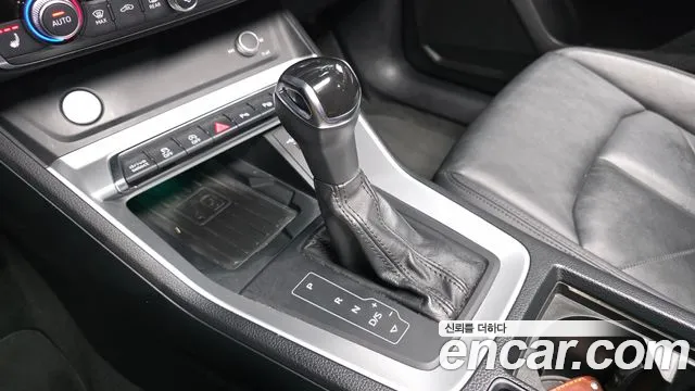 Audi Q3 2020 thumb 8