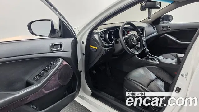 Kia K5 2014 thumb 10