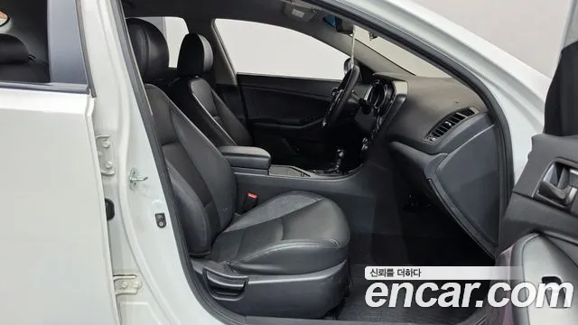 Kia K5 2014 thumb 11