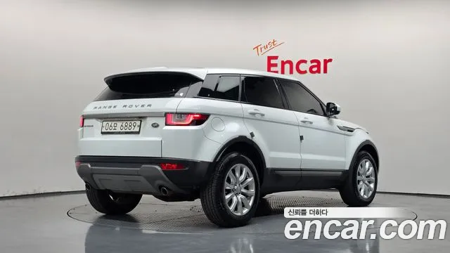 Land Rover Range Rover Evoque 2018 thumb 2