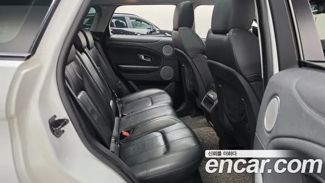 Land Rover Range Rover Evoque 2018 thumb 12
