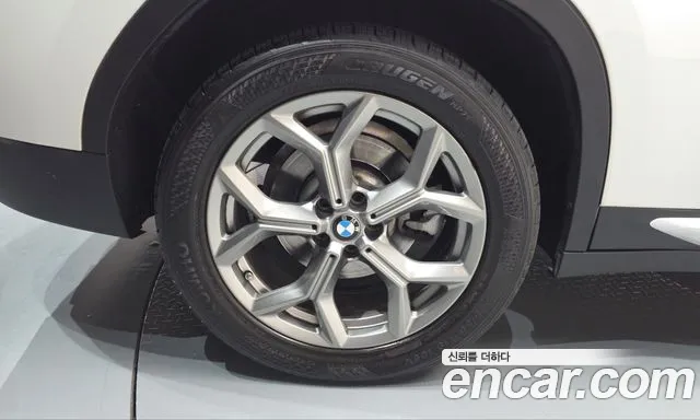BMW X4 2022 thumb 4