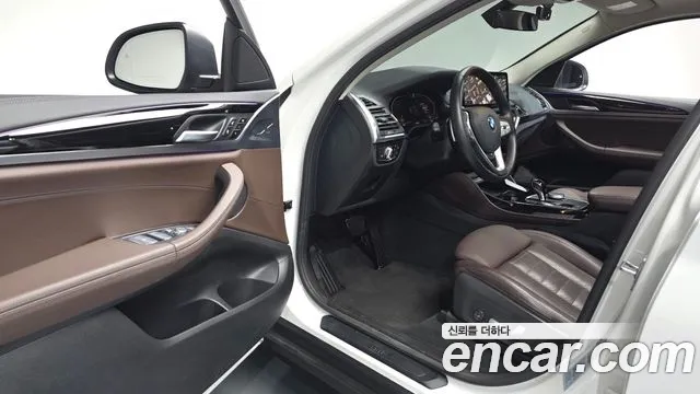 BMW X4 2022 thumb 9