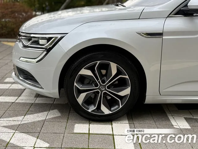 Renault-KoreaSamsung Megane 2018 thumb 5