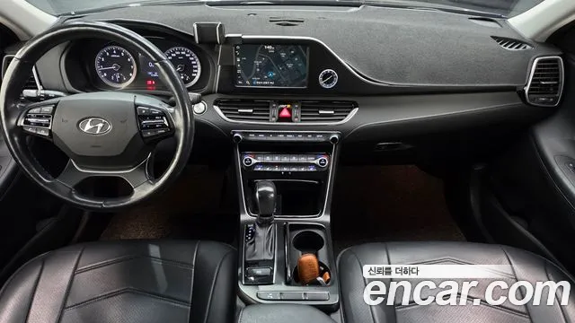Hyundai Grandeur 2017 thumb 7