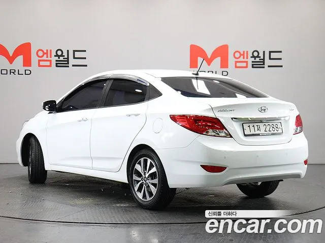 Hyundai Accent 2015 thumb 4