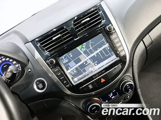 Hyundai Accent 2015 thumb 9