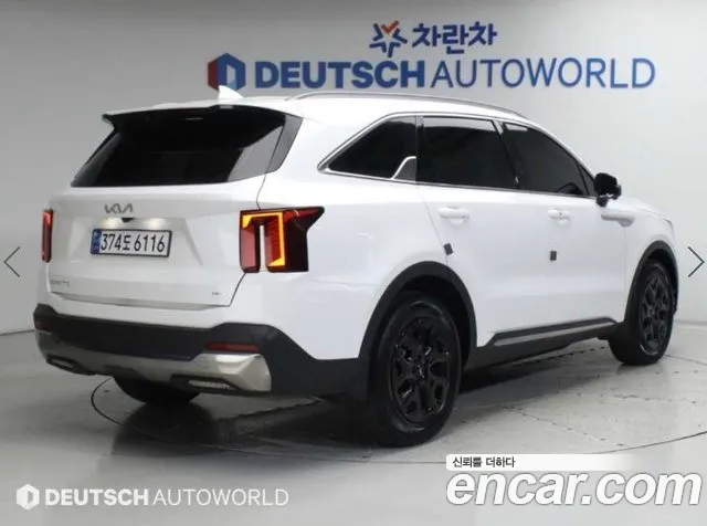 Kia Sorento 2023 thumb 3