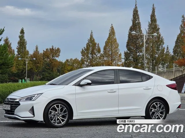 Hyundai Avante 2019 thumb 3