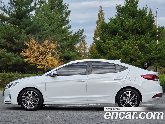 Hyundai Avante 2019 thumb 4