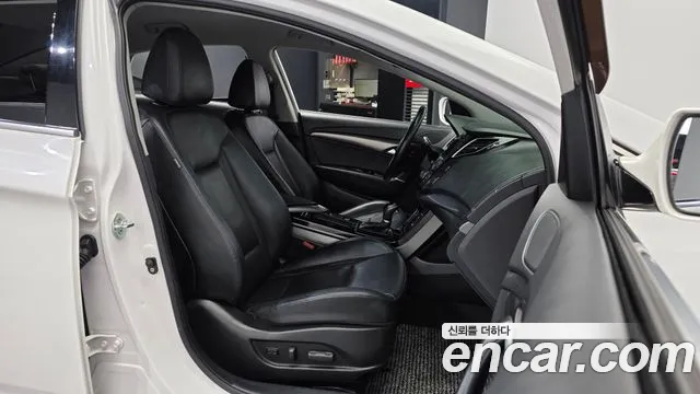 Hyundai i40 2015 thumb 10