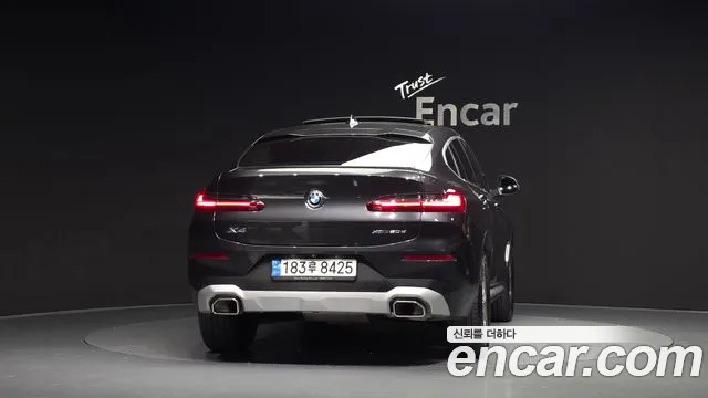 BMW X4 2022 thumb 3