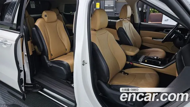 Kia Carnival 2020 thumb 10